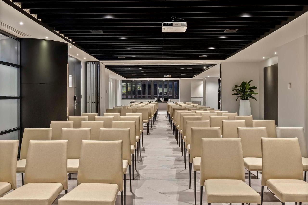 Peppers Waymouth Hotel Αδελαΐδα Εξωτερικό φωτογραφία The Westin Convention Centre